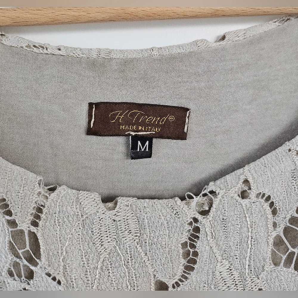 H Trend Italy 100% Silk Blouse Womens Medium Gray Whimsical Lace Floral Flowy - Picture 5 of 13